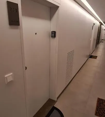 Uno Al Mar - Estudio