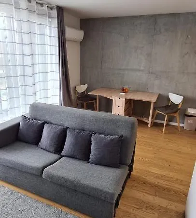 Uno Al Mar - Estudio